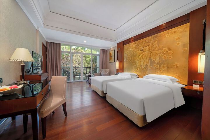 Room 14 of 95