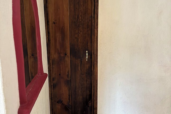 Room 26 of 82