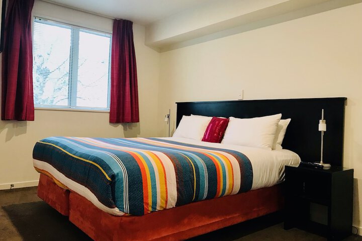 Room 18 of 52