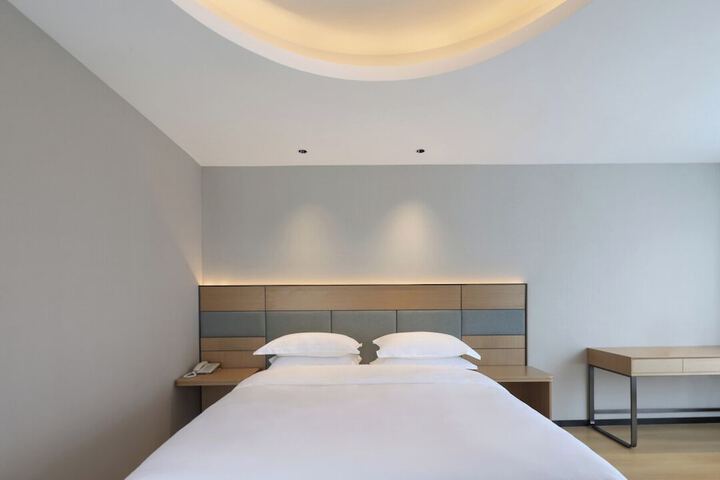 Room 16 of 41