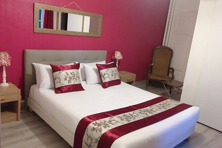 Room 6 of 21