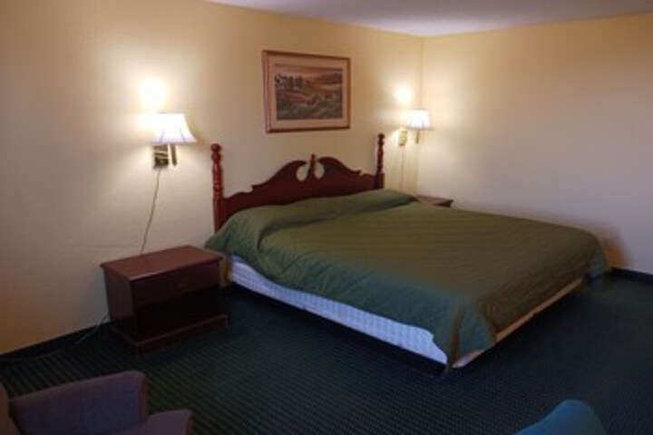 Room 34 of 144