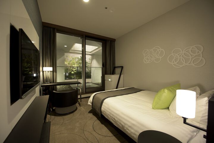 Room 6 of 62