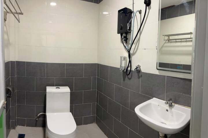Room 85 of 129