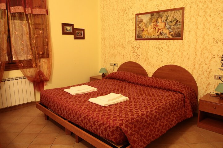 Room 18 of 52