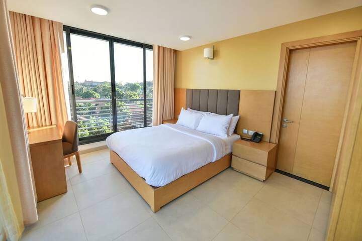 Room 3 of 61