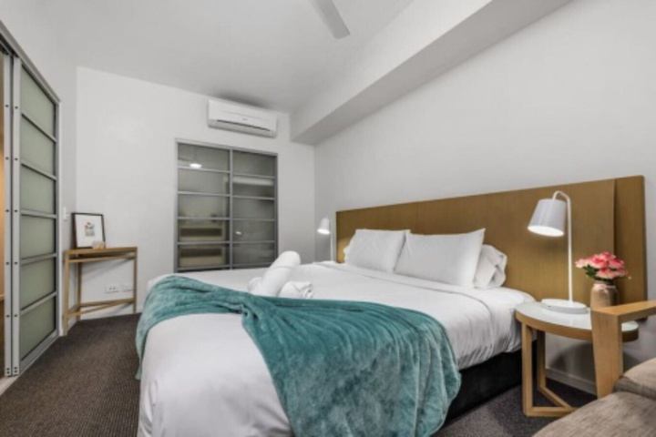 Room 36 of 180
