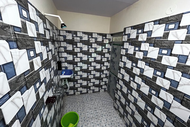 Room 30 of 41