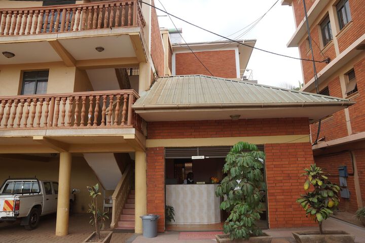 Hotel 70 of 72