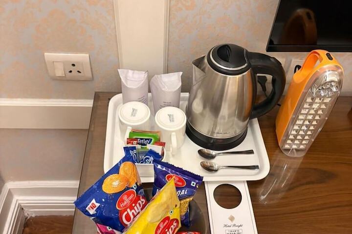 Breakfast/Coffee Service 37 of 45