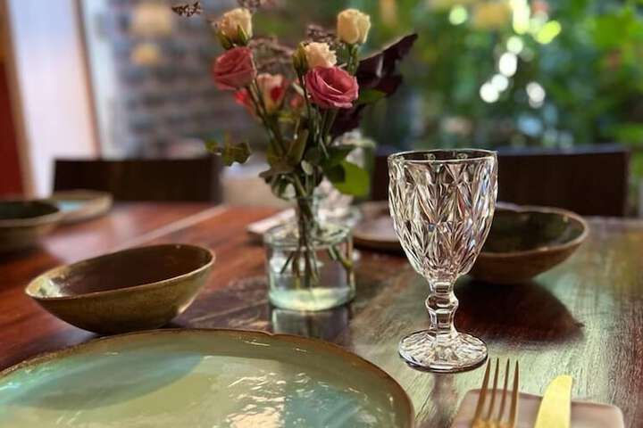 Dining 50 of 90