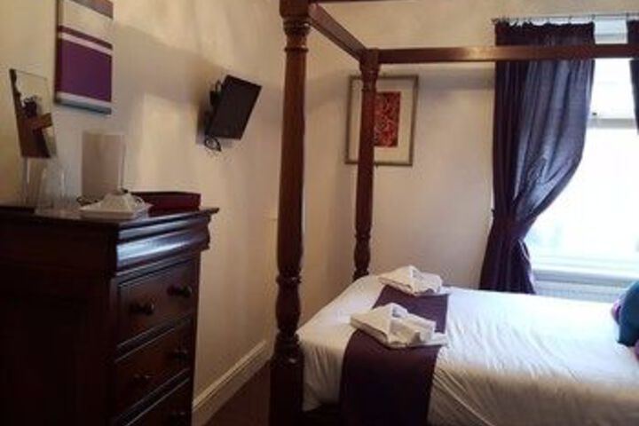 Room 22 of 51