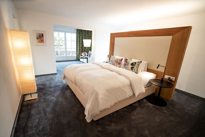 Room 15 of 34