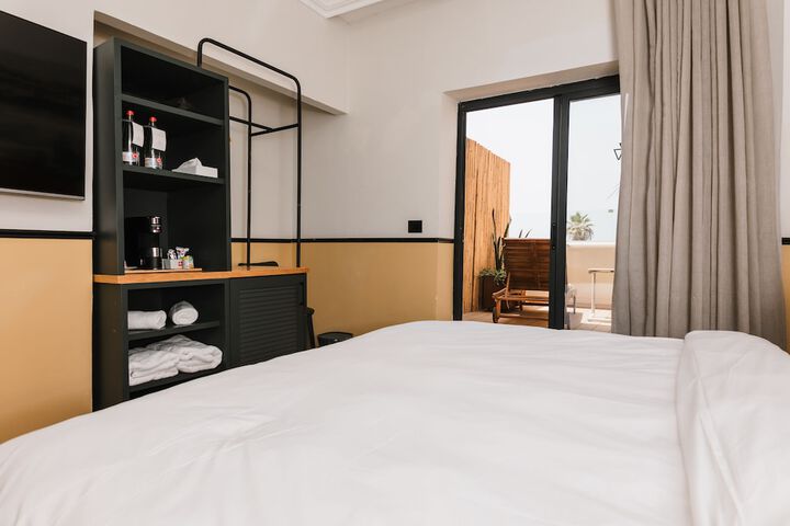 Room 32 of 58