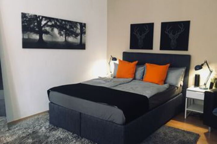 Room 5 of 20