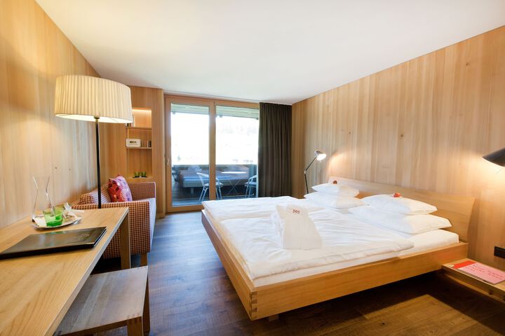 Room 7 of 50