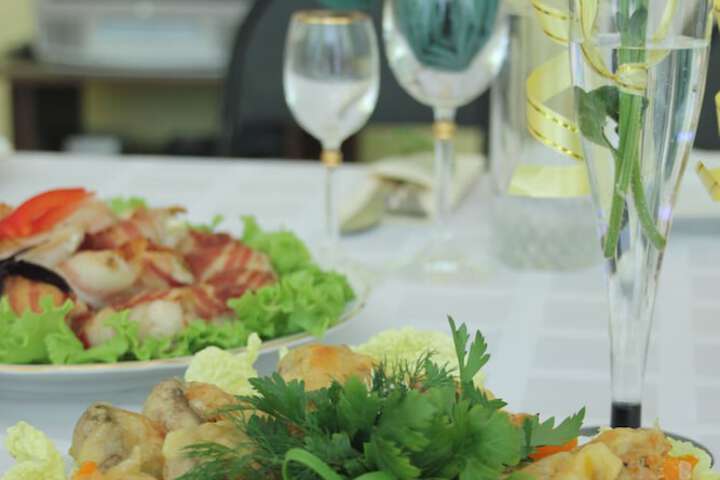 Dining 35 of 62