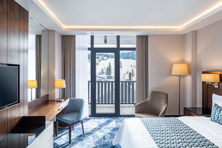 Room 16 of 45