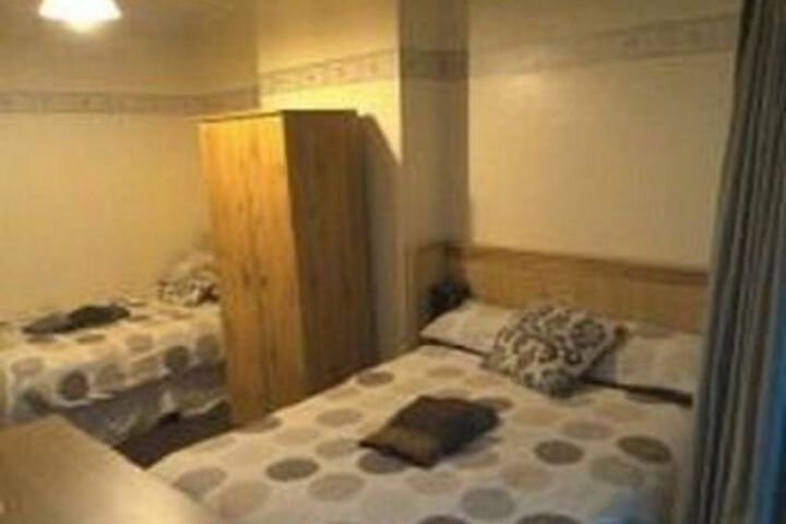 Room 5 of 20