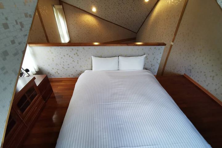 Room 19 of 59