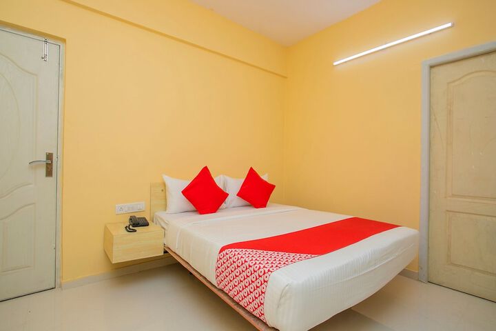 Room 11 of 22