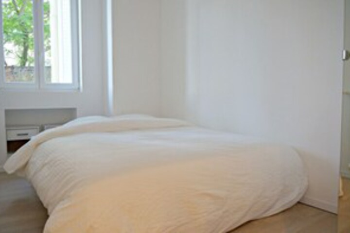Room 13 of 15