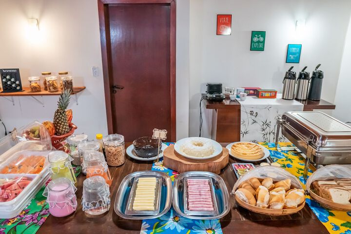Breakfast/Coffee Service 25 of 36