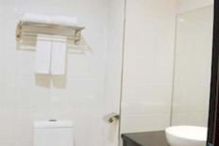 Room 20 of 34
