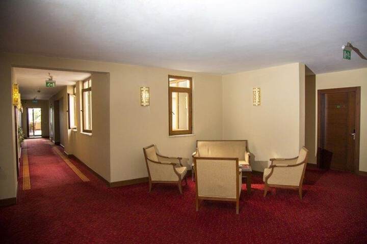 Room 14 of 35