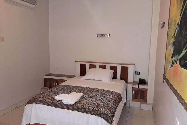 Room 27 of 36