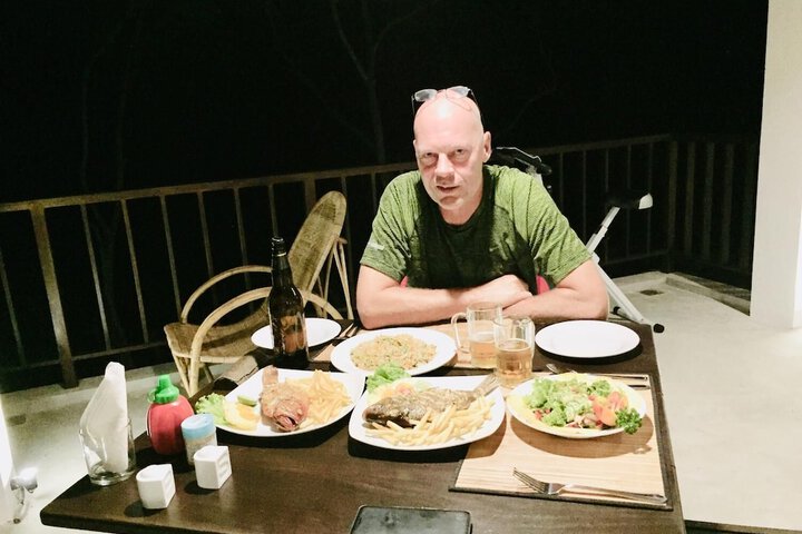 Dining 36 of 56