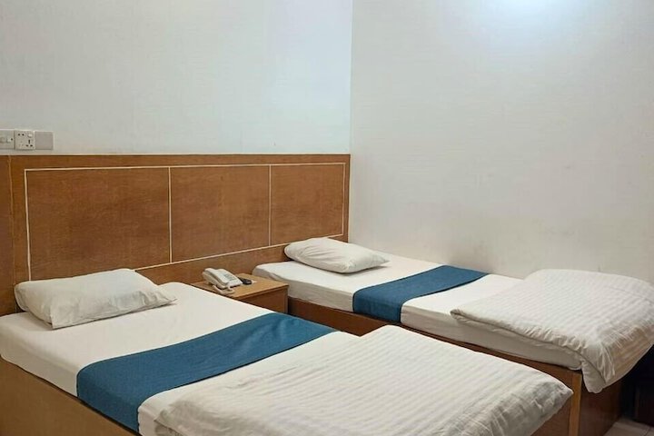 Room 8 of 23