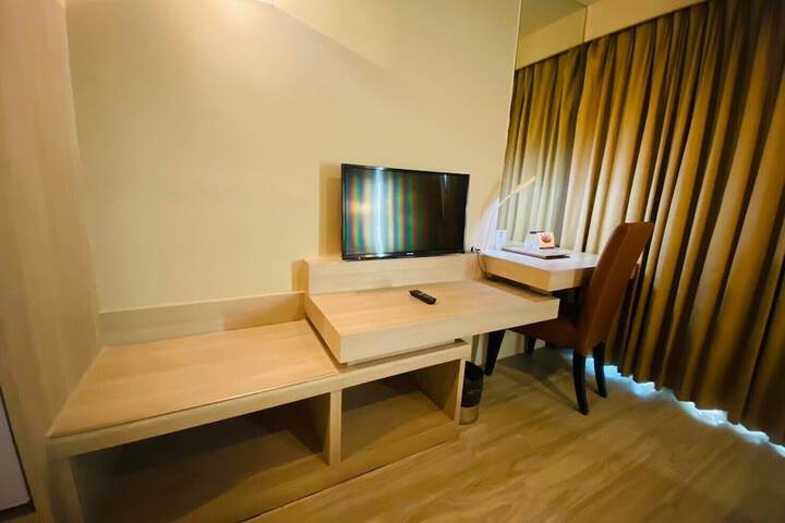 Room 53 of 101