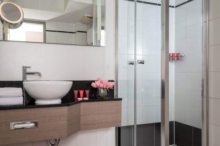 Clean Restrooms