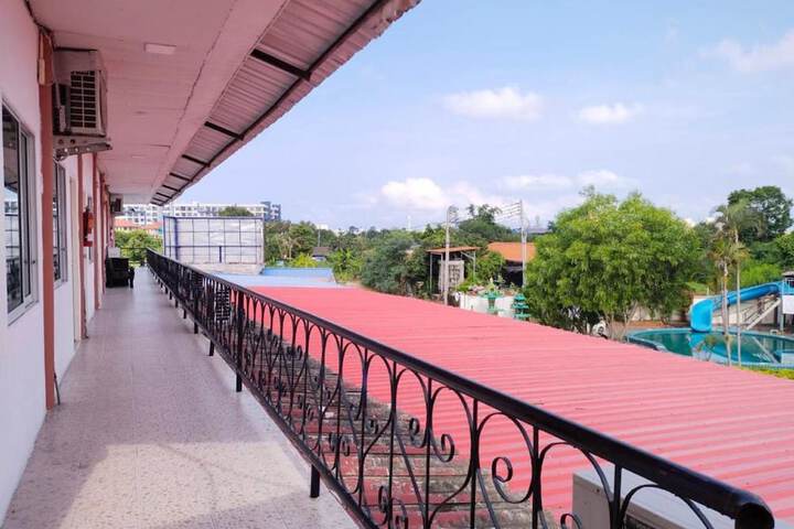 Terrace/Patio 95 of 97