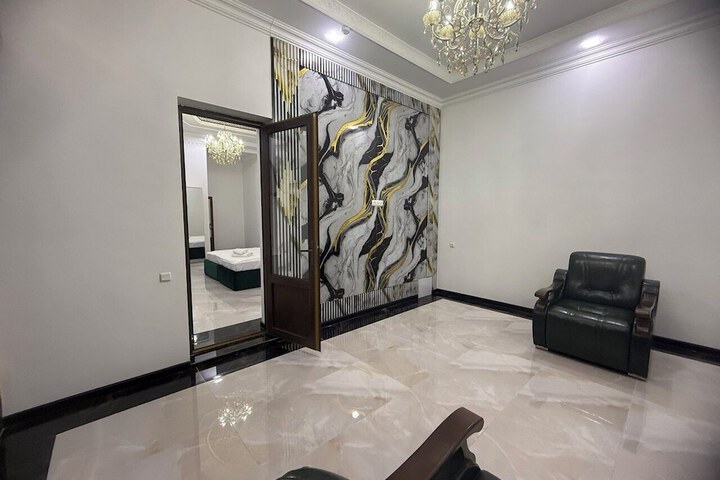 Room 55 of 107