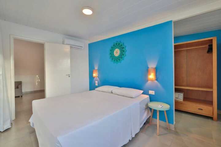 Room 44 of 274