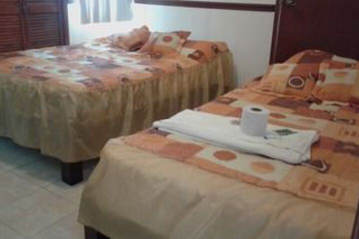Room 14 of 27