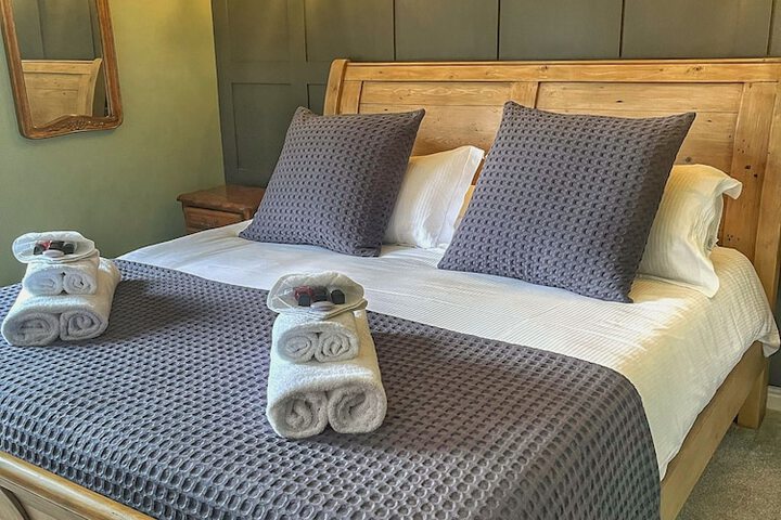 Room 10 of 20