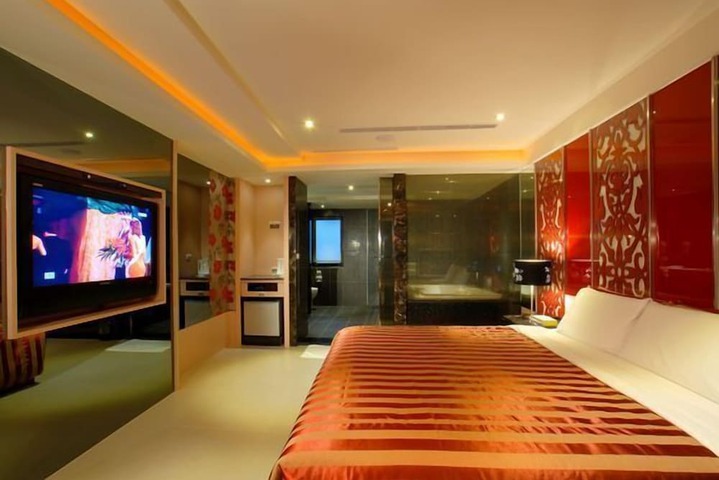 Room 48 of 107