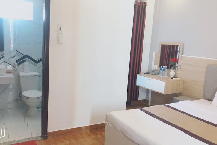 Room 7 of 43