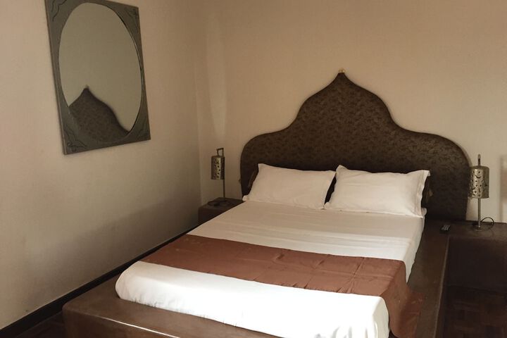 Room 15 of 19