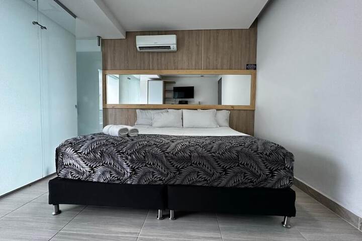 Room 3 of 9