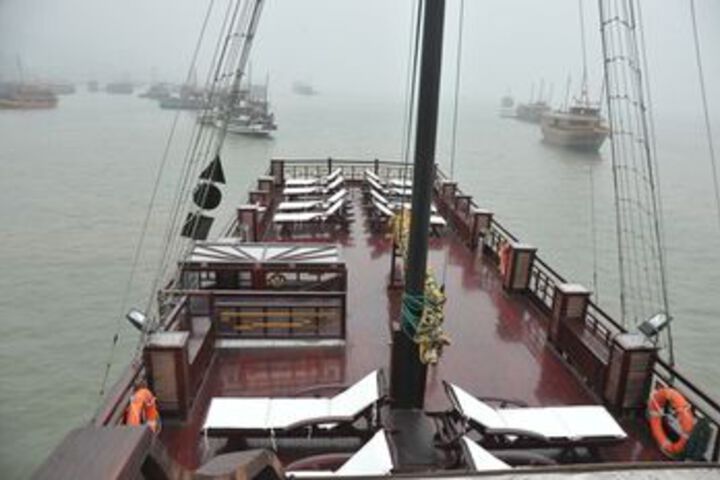 Sundeck 62 of 64