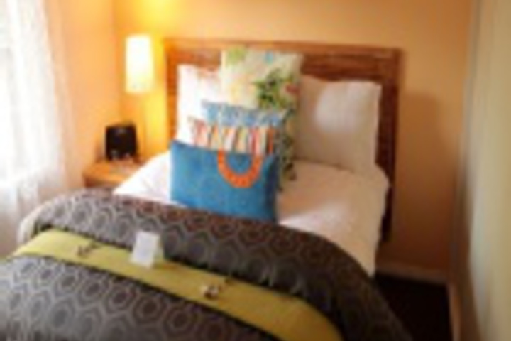 Room 73 of 240