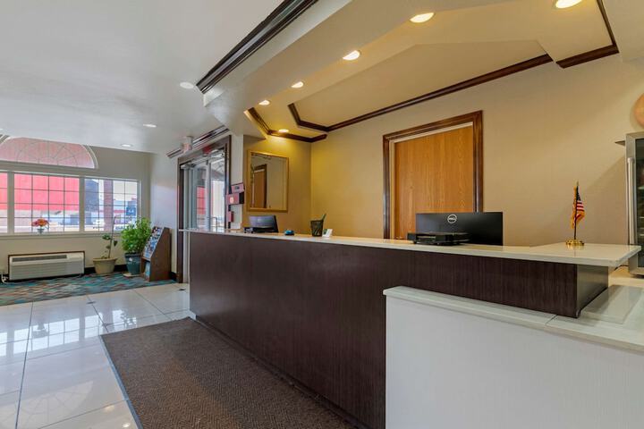 Guest Lobby