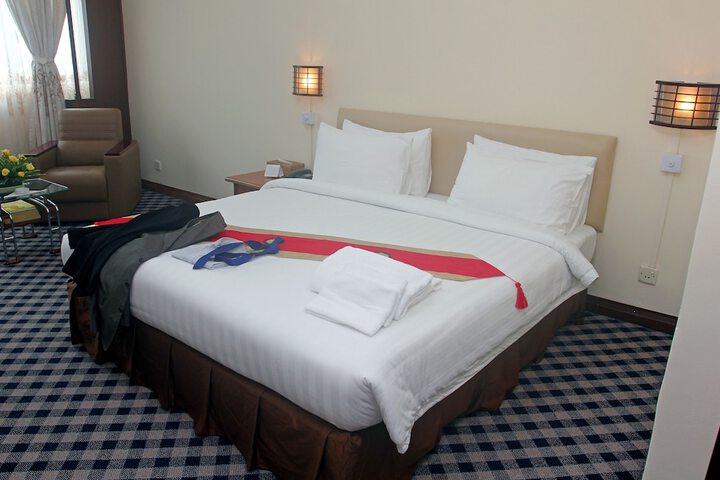 Room 48 of 72