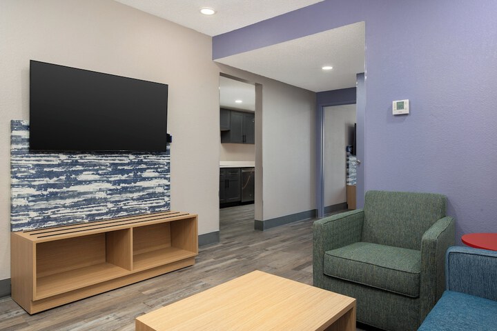 Room 20 of 54