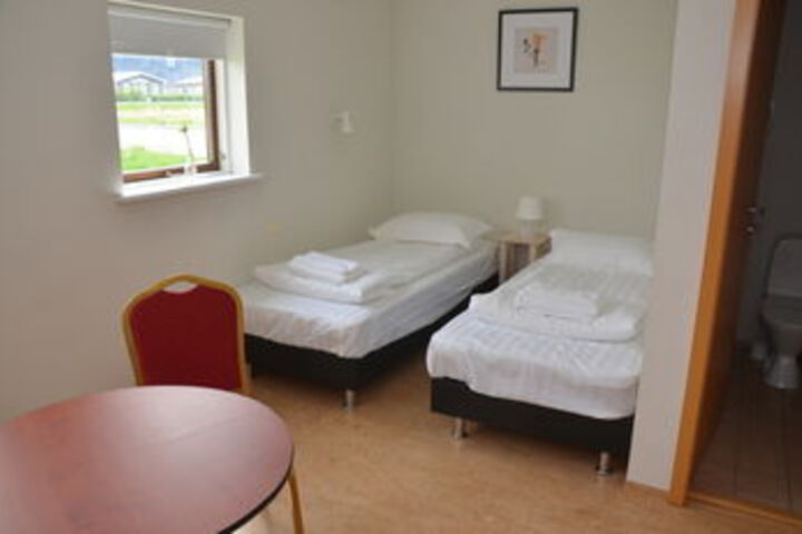 Room 10 of 19