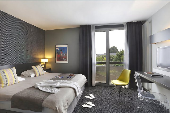 Room 22 of 46